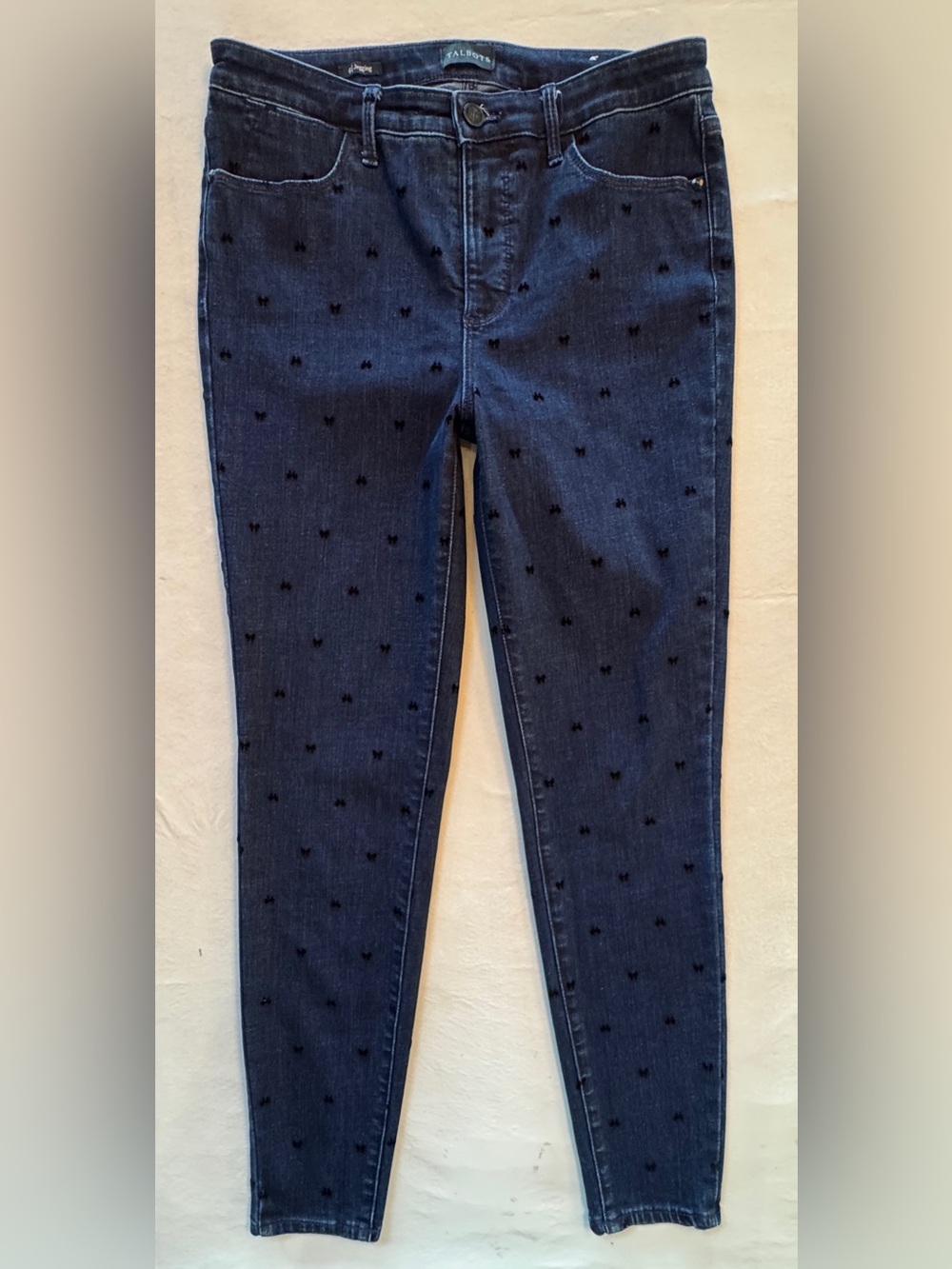 TALBOTS JEGGINGS - DARK DENIM WASH FLOCKED BOWS ZIPPER CLOSURE ANKLE LENGTH (6) - Picture 3 of 16